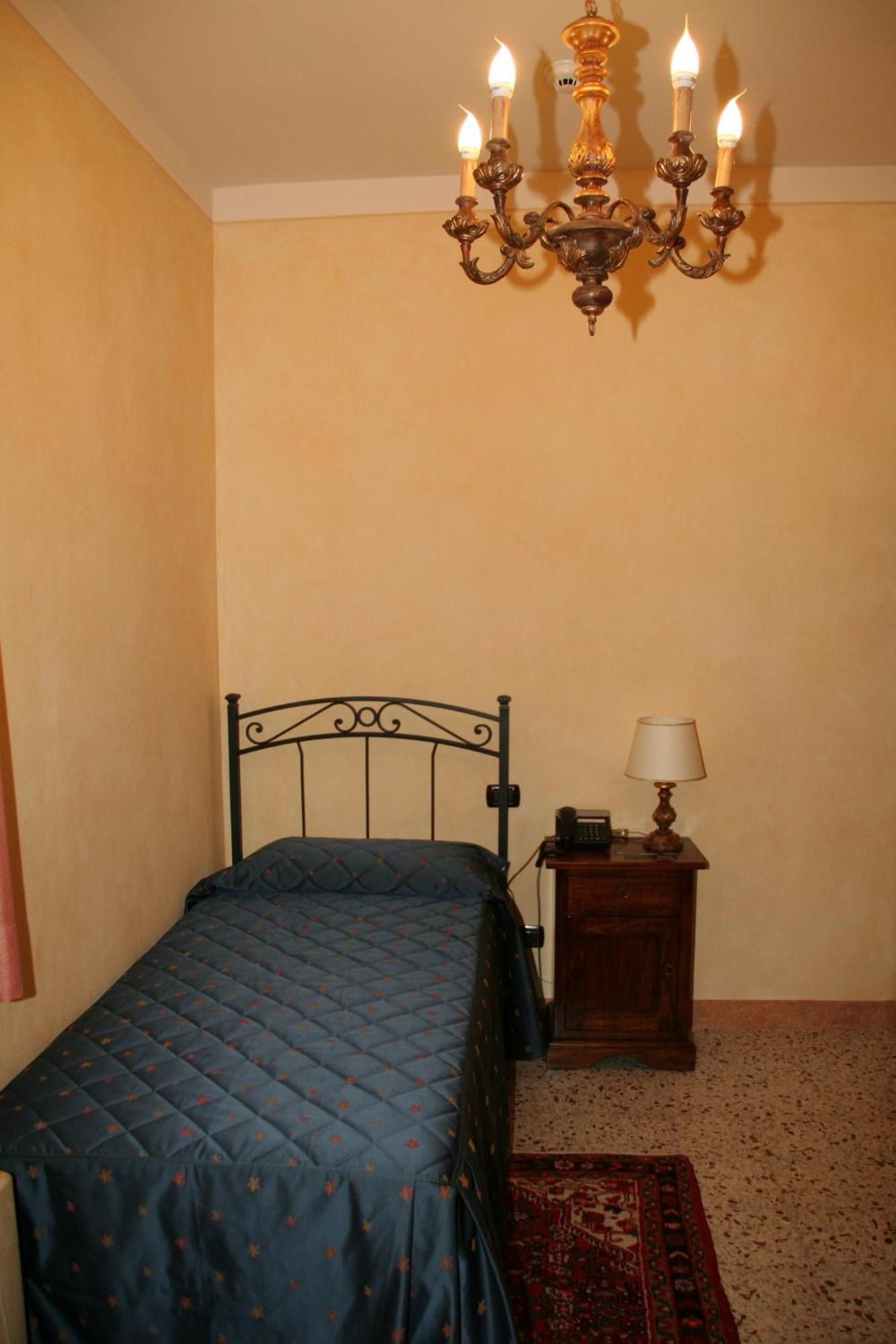 Villa Rinalducci Fano Room photo